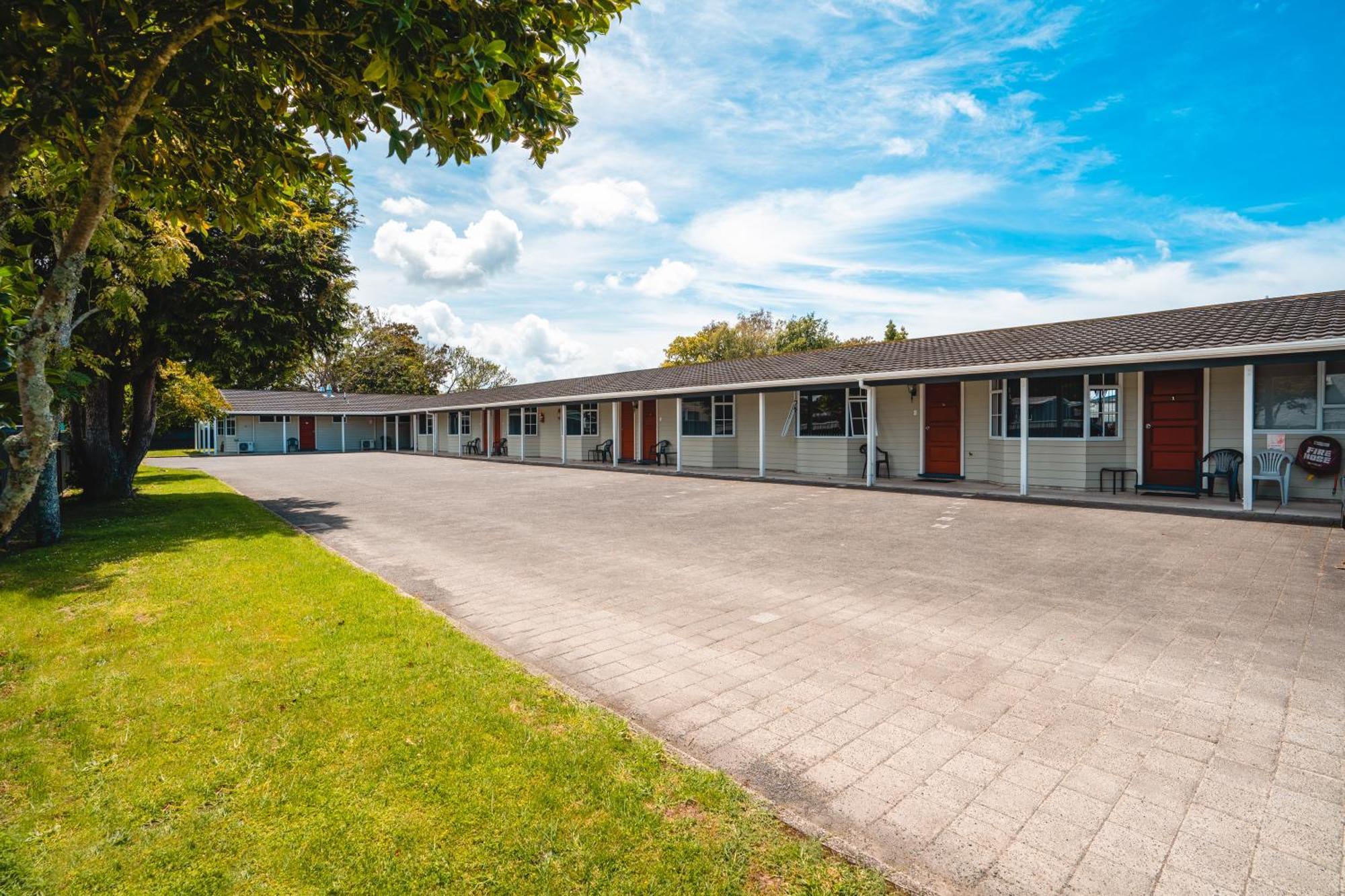 Colonial On Gladstone Motel Gisborne Exterior foto